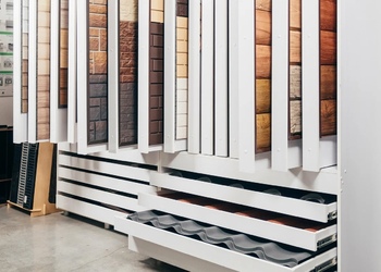 Шоурум компании СтройМаркет Климовск 7